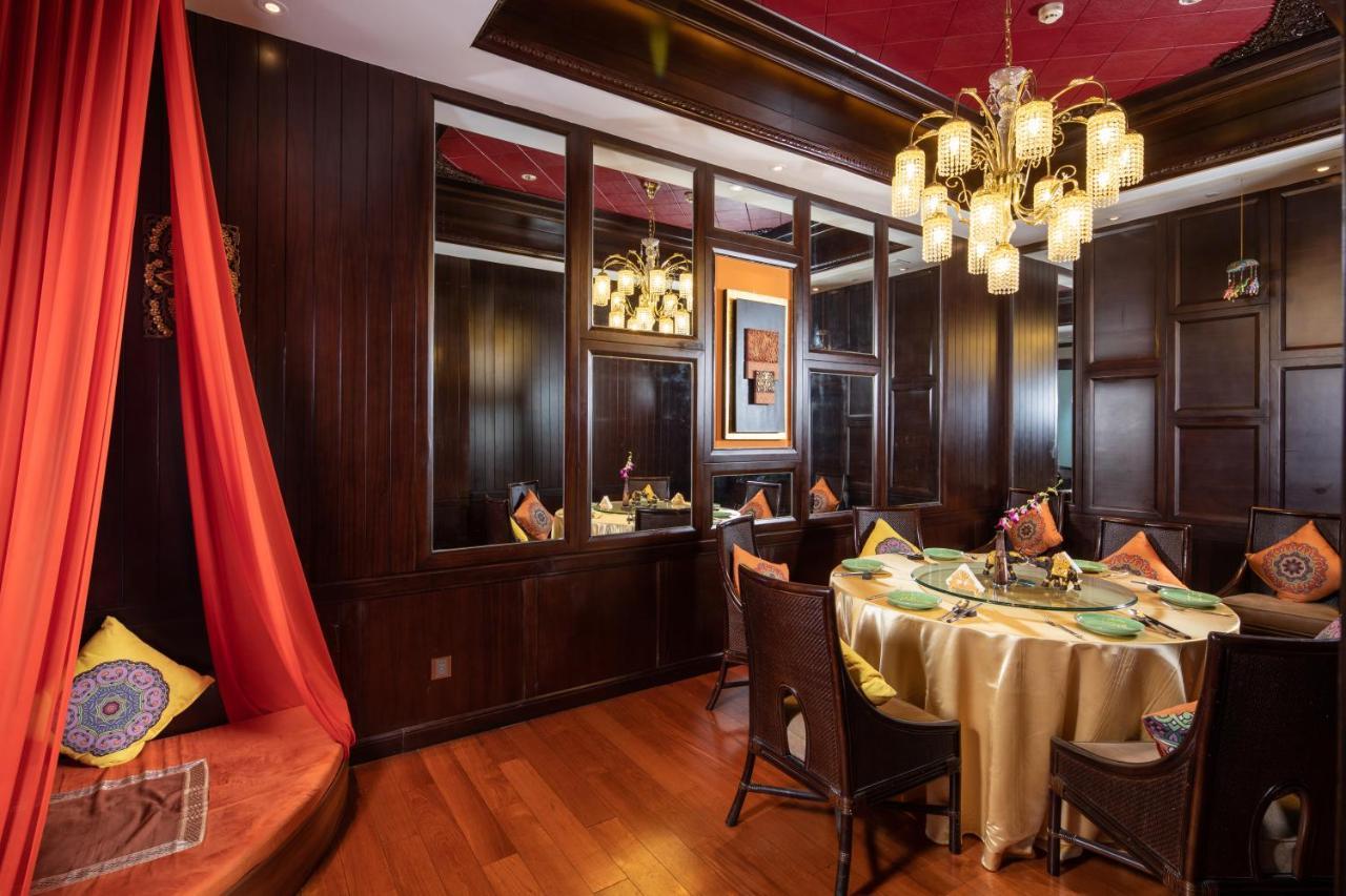 Готель Wyndham Grand Plaza Royale Colorful Yunnan Куньмін Екстер'єр фото